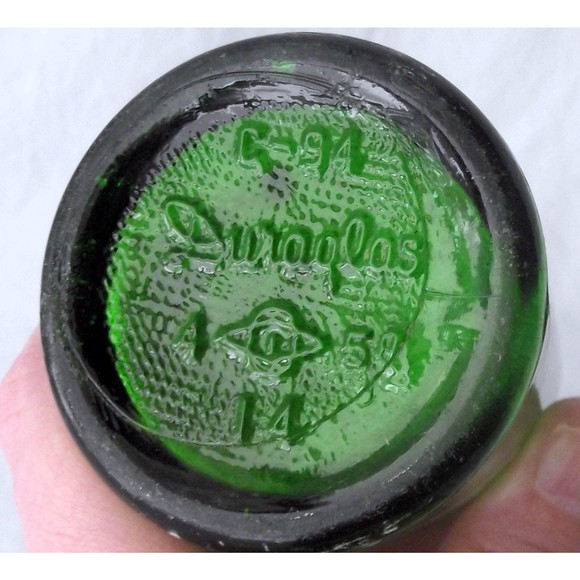 Canada Dry Ginger Ale Bottle Pop Soda Green Glass Duraglas 7 oz ACL Jamaica Vtg - Picture 6 of 6